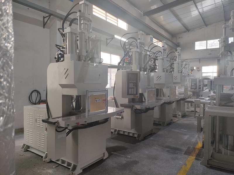 東莞立式注塑機(jī)廠家